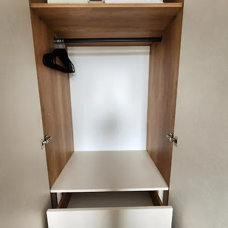 Modern Coastal Apartment, 3 Min Walk To The Durrës
