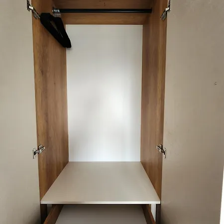 Lejlighed Modern Coastal Apartment, 3 Min Walk To The *