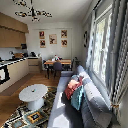 Lejlighed Modern Coastal Apartment, 3 Min Walk To The Durrës
