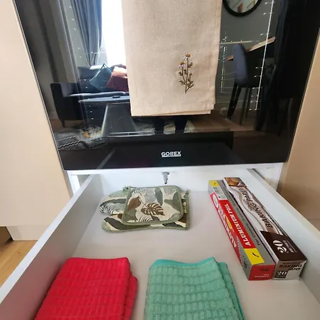 Modern Coastal Apartment, 3 Min Walk To The Lejlighed